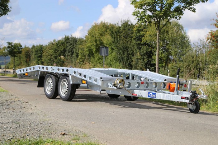 <strong>ADAM DELUXE </strong> AUTOTRANSPORTER